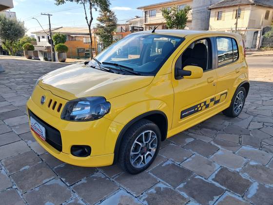 FIAT UNO 1.4 SPORTING 8V FLEX 4P MANUAL